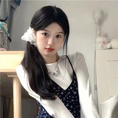 暗红封面